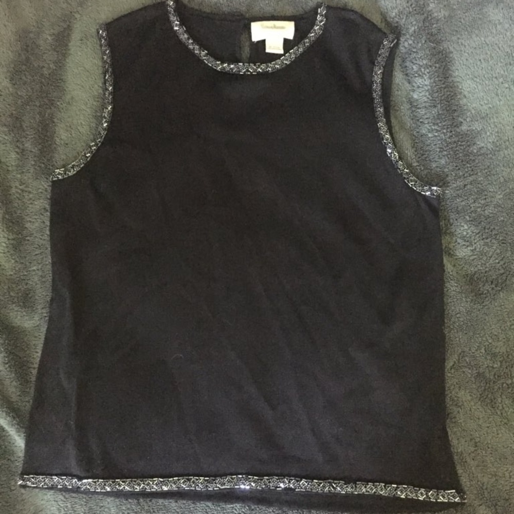 NEIMAN MARCUS 100% Silk Top Black Sleeveless S